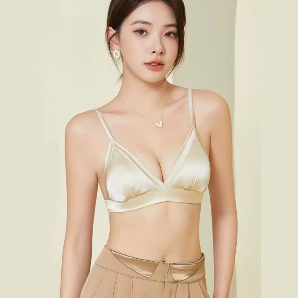 Luxuriöser Drahtloser Triangel – Sleep Bra Bralette Bewertung und Preis